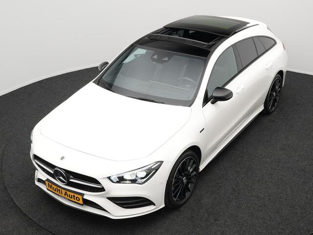 Mercedes-Benz CLA-KLASSE Shooting Brake 250 e AMG Night Plug in Hybrid Dealer O.H. 218pk PHEV | Panodak | Alcantara Sportstoelen Verwarmd | Widescreen Navi | Sfeerverlichting | Navigatie | Apple Carplay | Camera | DAB |