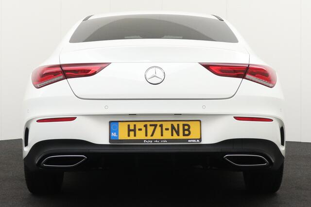 Mercedes-Benz CLA-KLASSE 180d Aut. AMG Night-Pakket Camera Carplay Sfeerverlichting