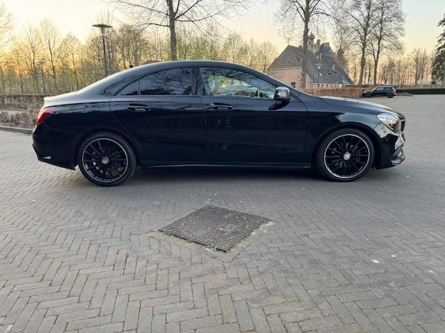 Mercedes-Benz CLA-KLASSE 180 AMG NIGHT EDITION PLUS/XENON/HLEER/FACELIFT