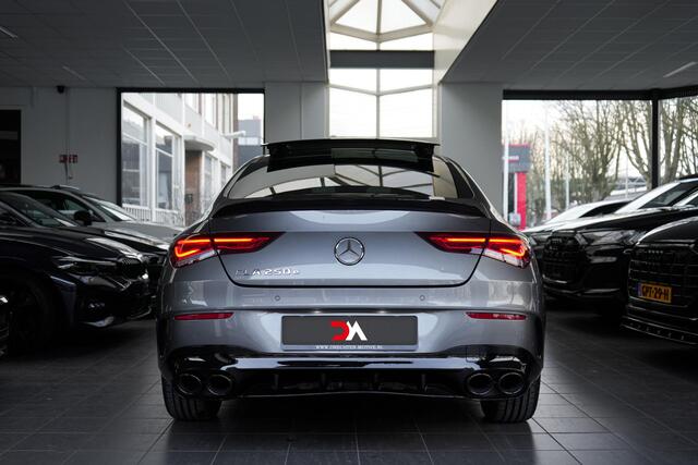 Mercedes-Benz CLA-KLASSE 250 e AMG 45S | SFEER | PANO | CAMERA | 45S