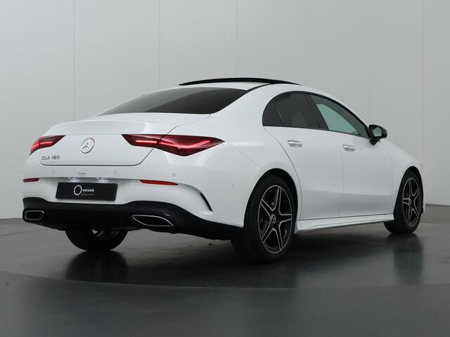 Mercedes-Benz CLA-KLASSE 180 AMG Line | Panoramadak | Sfeerverlichting | Nightpakket | Stoelverwarming | Multimedia Systeem Groot |