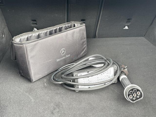 Mercedes-Benz CLA-KLASSE Shooting Brake 250 e AMG Line VAN: 35.900,- VOOR 33.877,- UW LENTEVOORDEEL: 2.023,- | PANO | CAMERA