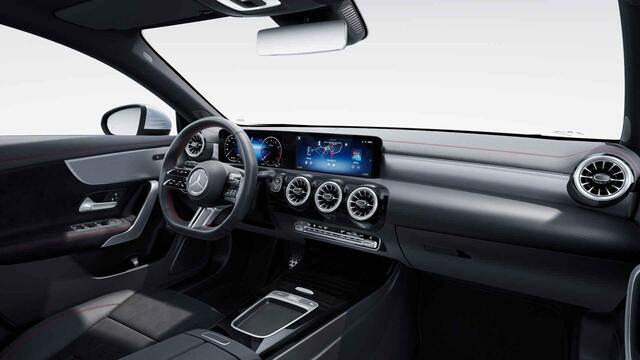 Mercedes-Benz CLA-KLASSE Shooting Brake 180 Star Edition LIMITED Panorama dak