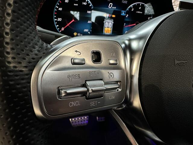 Mercedes-Benz CLA-KLASSE 180 Business Solution AMG Line | Airco ECC | LED | Panorama | Sfeer | Widescreen | Camera | Apple Carplay | Isofix | NAP |