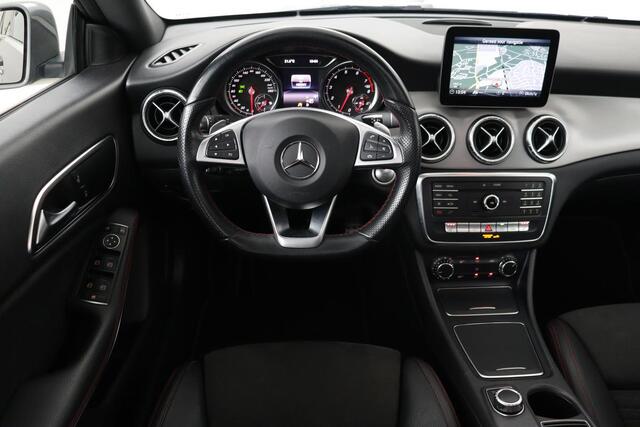 Mercedes-Benz CLA-KLASSE Shooting Brake 180 AMG | Panoramadak | Carplay | Stoelverwarming | Camera | Leder/Alcantara | Full LED | Navigatie | Park Assist | Cruise control