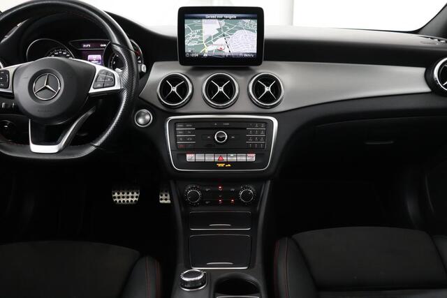 Mercedes-Benz CLA-KLASSE Shooting Brake 180 AMG | Panoramadak | Carplay | Stoelverwarming | Camera | Leder/Alcantara | Full LED | Navigatie | Park Assist | Cruise control