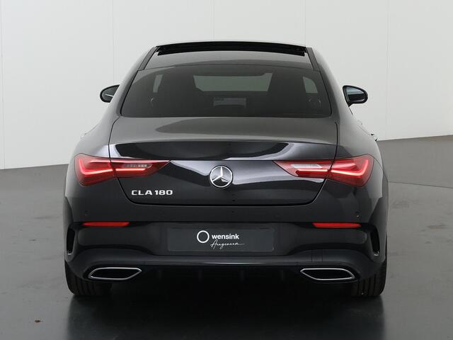 Mercedes-Benz CLA-KLASSE 180 Coupé Star Edition AMG Line | Panorama-schuifdak | Achteruitrijcamera | Dode hoek | Stoelverwarming | Sfeerverlichting