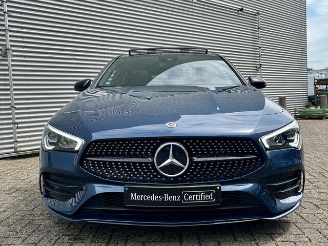 Mercedes-Benz CLA-KLASSE Shooting Brake 180 AMG | Panoramadak | Night | Sfeerverlichting | Achteruitrijcamera | Stoelverwarming | Dodehoekassistent | Apple & Android Carplay | Showmodel SALE