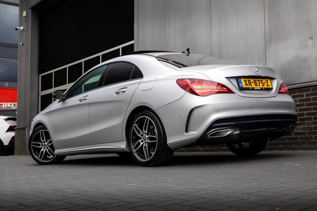Mercedes-Benz CLA-KLASSE 180 123 pk Business Solution AMG Upgrade Edition / NL-Auto/ Pano-Dak/ Keyless/ Led-Xenon/ Sport-Stoelen/ Stoel.Verw/ Camera/ Park.sens/ 18'' LMV