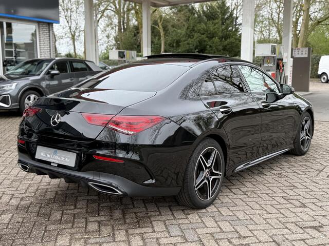 Mercedes-Benz CLA-KLASSE 200 AMG Pano Sfeer Camera Keyless Carplay Navi Stoelverw