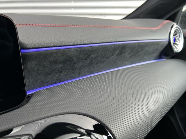 Mercedes-Benz CLA-KLASSE 250 e Star Edition AMG Line | Nightpakket | Apple CarPlay | Android Auto | Sfeerverlichting | Stoelverwarming | Achteruitrijcamera | Elektrisch inklapbare buitenspiegels | Showmodel