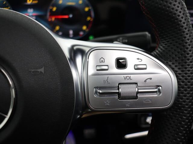 Mercedes-Benz CLA-KLASSE 180 | Panoramadak | AMG