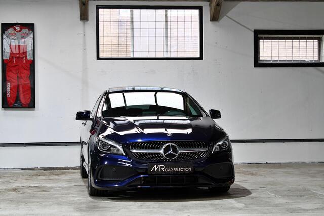 Mercedes-Benz CLA-KLASSE Shooting Brake 180 Business Solution AMG | Panoramadak | Apple Carplay | Achteruitrijcamera | NL auto |