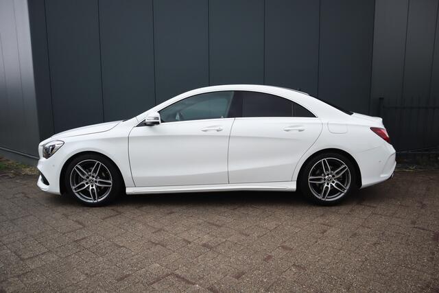 Mercedes-Benz CLA-KLASSE 180 Business Solution AMG Automaat AMG Navigatie Camera Xenon