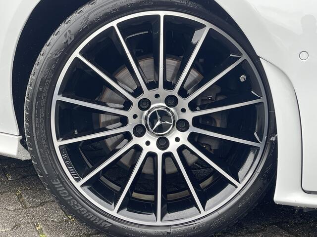 Mercedes-Benz CLA-KLASSE Shooting Brake 200 AMG Line Edition | Pano | Parelmoer | CarPlay | Ambiente | Camera | LED | DAB+ | 19 inch