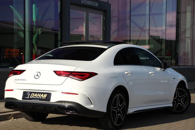 Mercedes-Benz CLA-KLASSE 250 e AMG Edition | Pano | Nightpakket | Sfeerverlichting