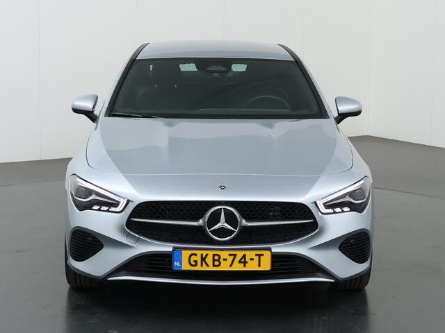 Mercedes-Benz CLA-KLASSE 250 e Star Edition 2x groot scherm | 17 inch LM velgen | Led verl. | Achteruitrijcamera