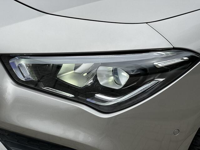 Mercedes-Benz CLA-KLASSE 180 AMG Pano-Dak | Night | Stoelverw | LED |
