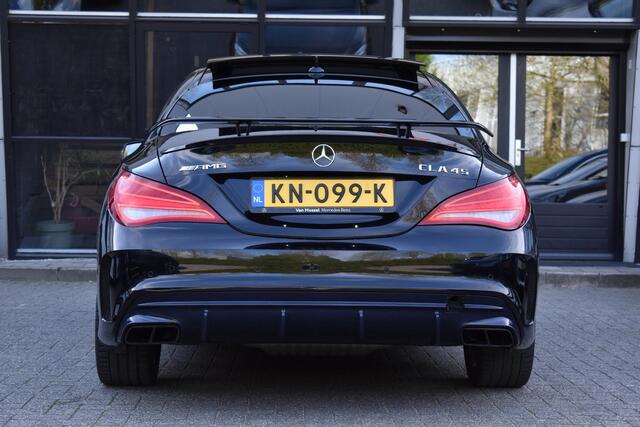 Mercedes-Benz CLA-KLASSE AMG 45 4MATIC Pano Kuipst HK Camera Sfeer NAP CLA 45