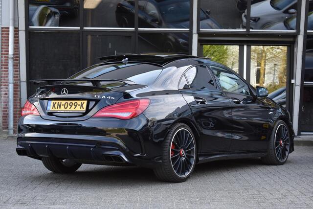 Mercedes-Benz CLA-KLASSE AMG 45 4MATIC Pano Kuipst HK Camera Sfeer NAP CLA 45