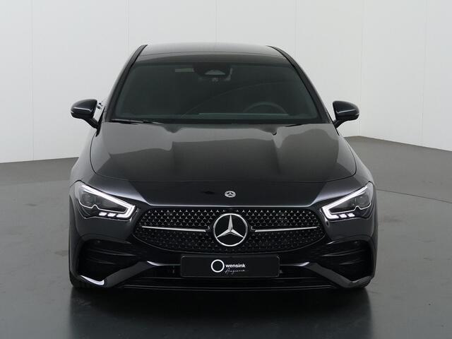 Mercedes-Benz CLA-KLASSE 180 Shooting Brake Star Edition AMG Line | Night Pakket | Panoramdak | MULTIBEAM LED |