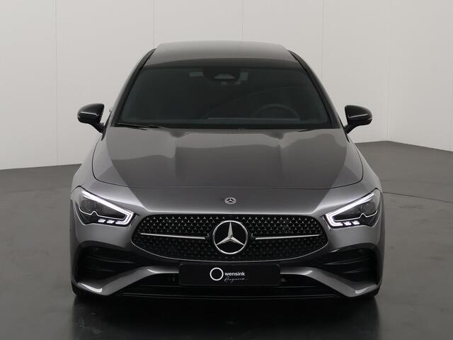 Mercedes-Benz CLA-KLASSE 180 Shooting Brake 180 Star Edition AMG-Line | Pano | Night | 19 inch | Sfeerverlichting | Night | Camera