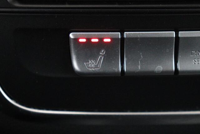 Mercedes-Benz CLA-KLASSE Shooting Brake 180 Business Solution | Stoelverwarming | Full LED | Half leder | Sportstoelen | Camera | Trekhaak | Navigatie | Park Assist | Cruise control | Airco | Bluetooth