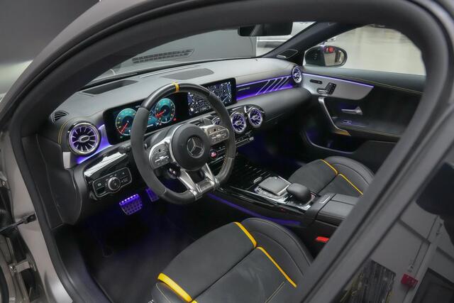 Mercedes-Benz CLA-KLASSE Shooting Brake 45S AMG 422pk 4MATIC+ |panoramadak|schaalstoelen|Burmester|memory|HUD|sportuitlaat|Apple Carplay|sfeer verlichting|blind spot|camera|