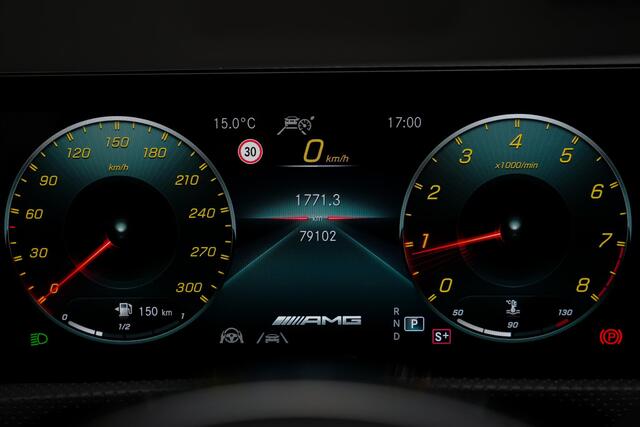 Mercedes-Benz CLA-KLASSE Shooting Brake 45S AMG 422pk 4MATIC+ |panoramadak|schaalstoelen|Burmester|memory|HUD|sportuitlaat|Apple Carplay|sfeer verlichting|blind spot|camera|