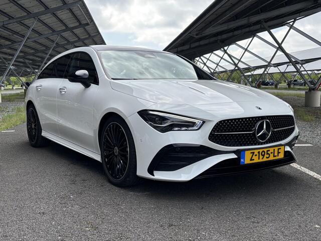 Mercedes-Benz CLA-KLASSE 180 Star Edition AMG Line | Night | Panoramadak | Sfeerverlichting | Parkeercamera | Stoelverwarming |