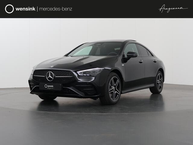Mercedes-Benz CLA-KLASSE 250 e Business Solution AMG | Panoramadak | Nightpakket | Winterpakket | Multibeam LED | 360 graden camera | Dodehoekassistent