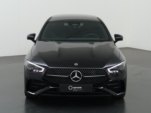 Mercedes-Benz CLA-KLASSE 250 e Business Solution AMG | Panoramadak | Nightpakket | Winterpakket | Multibeam LED | 360 graden camera | Dodehoekassistent