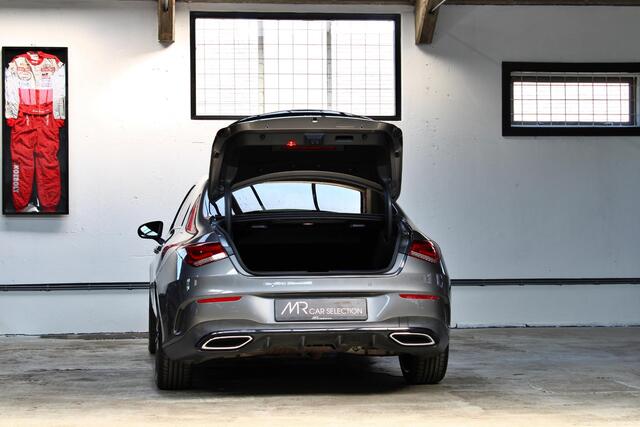 Mercedes-Benz CLA-KLASSE 220 | AMG | Night | 19 inch | Panoramadak | Camera | BTW |