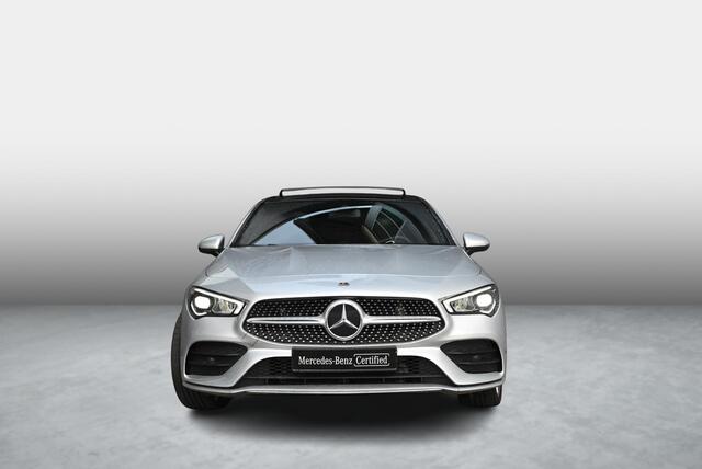 Mercedes-Benz CLA-KLASSE Shooting Brake 180 AMG | Panoramadak | Achteruitrijcamera | Stoelverwarming | Trekhaak