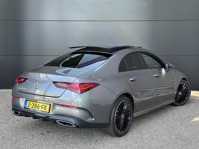 Mercedes-Benz CLA-KLASSE 180 AMG Line | Panoramadak | Burmester | Night |