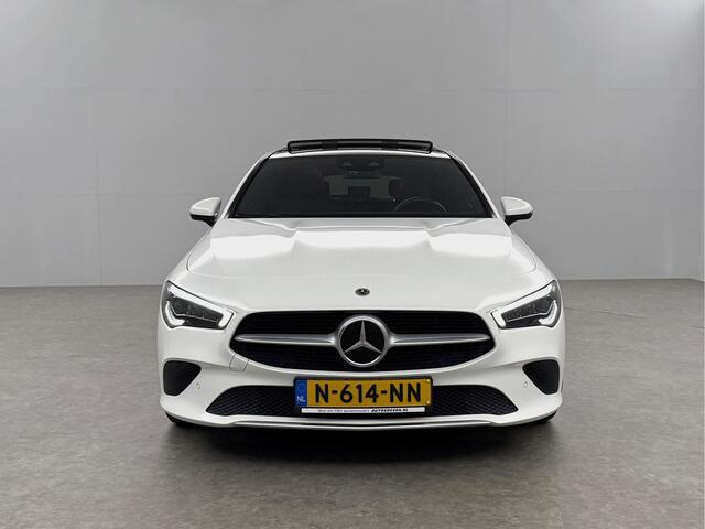 Mercedes-Benz CLA-KLASSE 180 AMG Pano Sfeer Camera Carplay Virtual LED Trekhaak Cruise Navi Clima PDC Memory-Seats 18"LMV