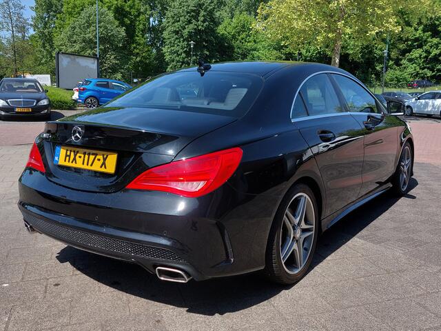 Mercedes-Benz CLA-KLASSE 180 122pk Automaat Ambition AMG-Line | Origineel NL | Navi | Bi-Xenon | Airco | Cruise | Bluetooth Carkit+Streaming | Pdc V+A+Assist | Licht+Regensensor | 18''lm