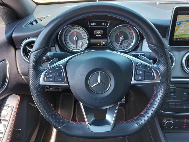 Mercedes-Benz CLA-KLASSE 180 122pk Automaat Ambition AMG-Line | Origineel NL | Navi | Bi-Xenon | Airco | Cruise | Bluetooth Carkit+Streaming | Pdc V+A+Assist | Licht+Regensensor | 18''lm