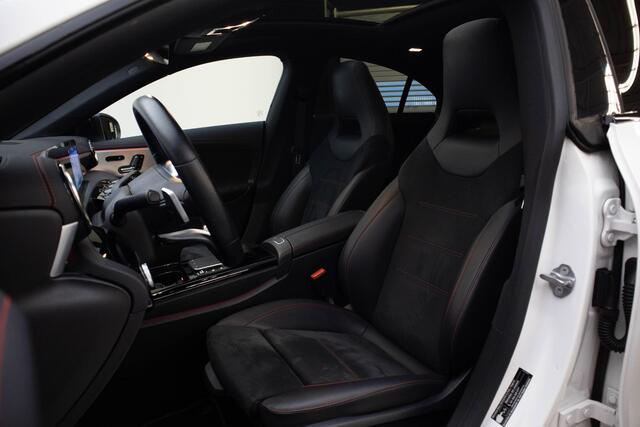 Mercedes-Benz CLA-KLASSE 180 Business Solution AMG | Pano | Sfeer | Memory |