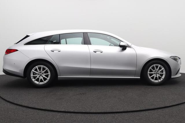 Mercedes-Benz CLA-KLASSE Shooting Brake 180 Business Camera Stoelverw.