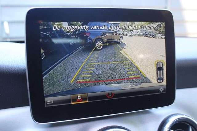 Mercedes-Benz CLA-KLASSE 180 Business Solution AMG - CAMERA - PANODAK - CRUISE -