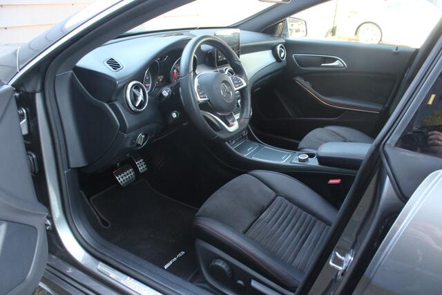 Mercedes-Benz CLA-KLASSE 180 Business Solution AMG - CAMERA - PANODAK - CRUISE -