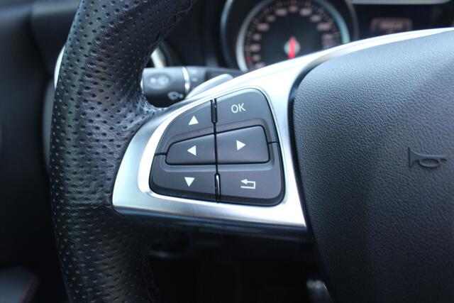 Mercedes-Benz CLA-KLASSE 180 Business Solution AMG - CAMERA - PANODAK - CRUISE -
