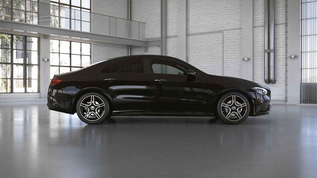 Mercedes-Benz CLA-KLASSE 180 Business Solution AMG NIGHT | Panoramadak | Stoel Memory | Keyless Entry | MultiBeam LED | Sfeerverlichting |