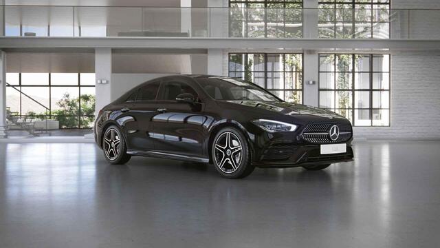 Mercedes-Benz CLA-KLASSE 180 Business Solution AMG NIGHT | Panoramadak | Stoel Memory | Keyless Entry | MultiBeam LED | Sfeerverlichting |