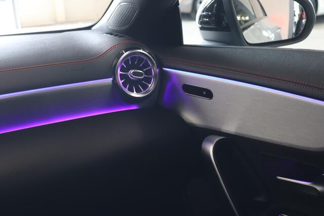Mercedes-Benz CLA-KLASSE 200 Business Solution AMG NL-Auto!! Sfeerverlichting I Camera I Carplay