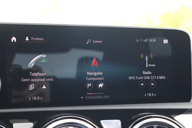 Mercedes-Benz CLA-KLASSE 200 Business Solution AMG NL-Auto!! Sfeerverlichting I Camera I Carplay