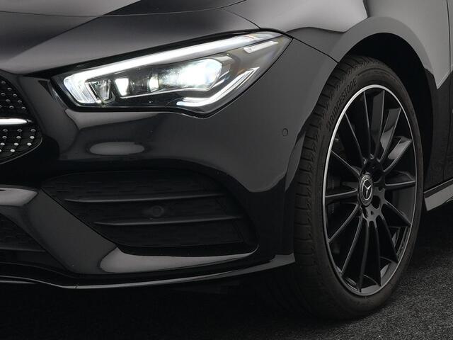 Mercedes-Benz CLA-KLASSE Shooting Brake 250 e AMG Plug In Hybrid PHEV | Panodak | Alcantara Sportstoelen Verwarmd & Ventilatie | Widescreen Navi | L.M. 19" | Sfeerverlichting | Carplay | 360 Camera |