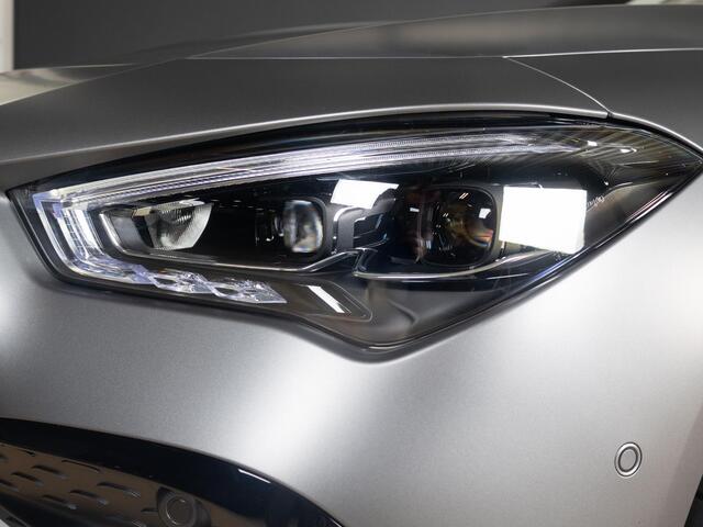 Mercedes-Benz CLA-KLASSE Shooting Brake 250 e Star Edition Panorama dak | Trekhaak