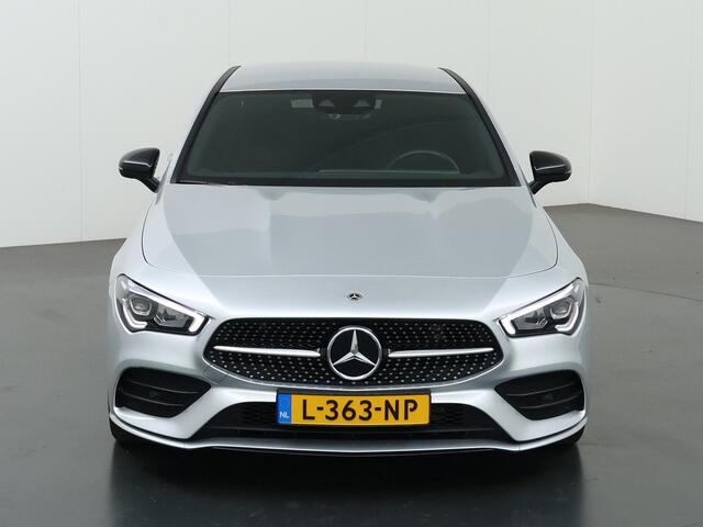 Mercedes-Benz CLA-KLASSE 180 Business Solution AMG | Trekhaak | Achteruitrijcamera | Sfeerverlichting | Widescreen | Stoelverwarming |